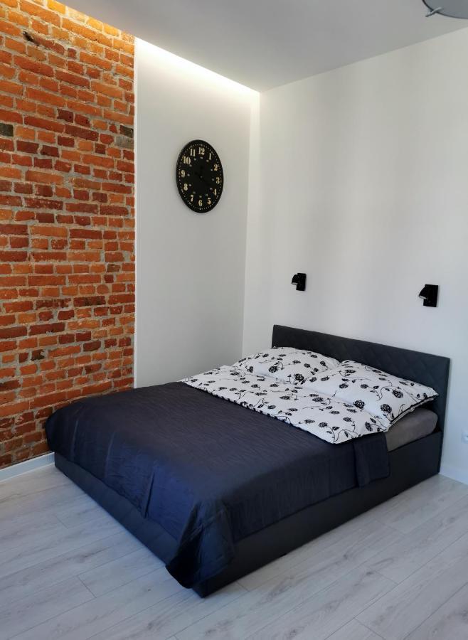 Charming Apartment In The City Centre, Lodz Bagian luar foto