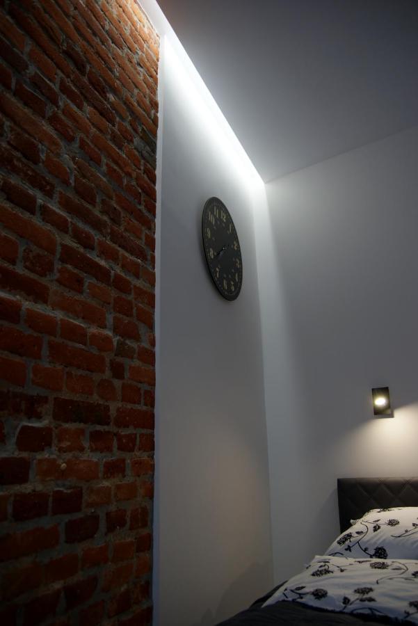 Charming Apartment In The City Centre, Lodz Bagian luar foto